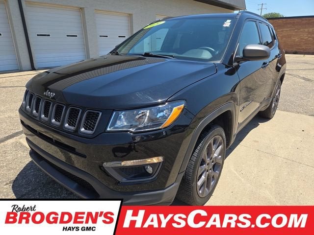 2021 Jeep Compass 80th Anniversary in Diamond Black Cry — front three-quarter view