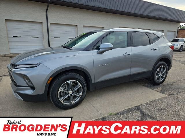 2025 Chevrolet Blazer 2LT in Sterling Gray Metallic — front three-quarter view